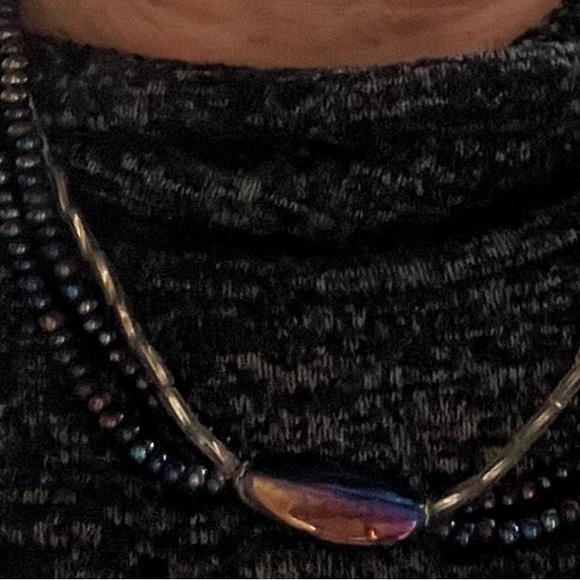 Beaded necklace, bracelet and earring set - Picture 2 of 5